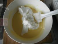 好吃的酸奶菠萝蛋糕做法图解9)