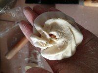 简易的香菇猪肉包做法图解6)