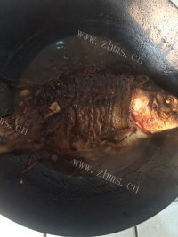 自制红烧鱼做法图解6)