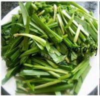 好吃的韭菜炒鲜贝做法图解1)