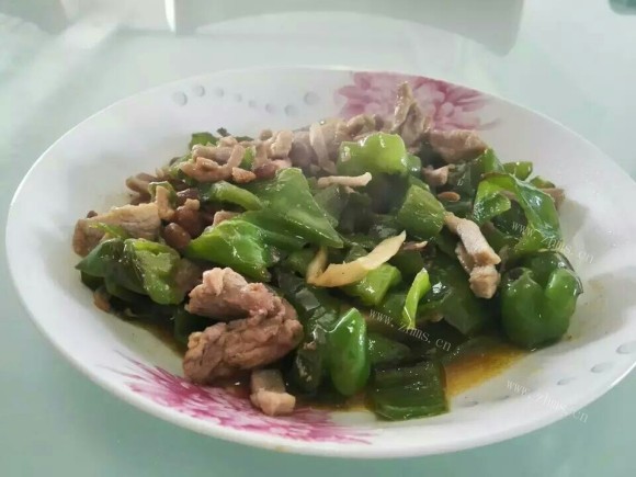 特色美食辣椒炒肉