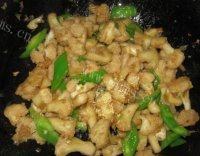 饱满的干煸菜花做法图解9)