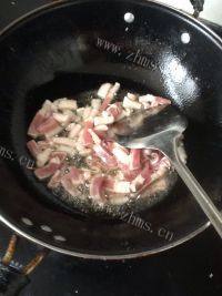 美味的青菜肉丝面做法图解4)