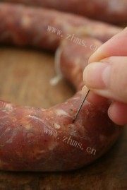 自制麻辣香肠做法图解6)
