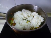 色香味俱全的蛋炒饭做法图解10)