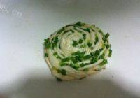 自制葱香手撕饼做法图解7)
