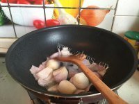 美味可口小猫咖喱牛肉饭做法图解3)