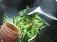下酒菜腰果西芹做法图解6)