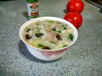 美味的皮蛋瘦肉粥