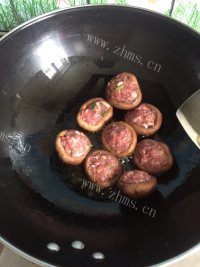 喷香的香菇酿肉做法图解5)
