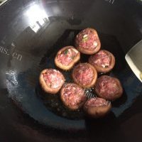 喷香的香菇酿肉的做法图解五