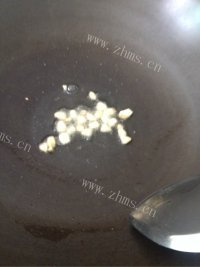 家常菜蒜香小青菜做法图解2)