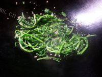 家常菜蒜香西洋菜做法图解6)