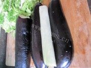 酱爆茄子做法图解1)