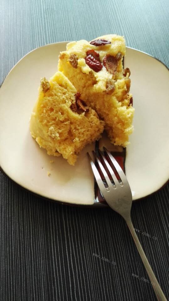 美味佳肴般的玉米面发糕