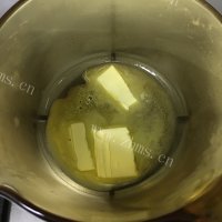 脆皮炸鲜奶做法图解4)