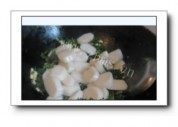 自己做的荠菜炒年糕