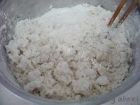 美味的烫面蒸饺做法图解9)