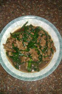 好吃的牛肉炒韭菜做法图解9)