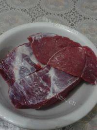 爽滑酥嫩的牛肉松做法图解1)