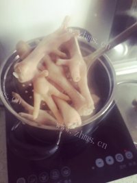 五味俱全的红烧鸡爪做法图解3)