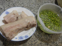 好喝的青黄豆五花肉汤做法图解1)