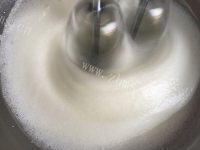 自制酸奶蛋糕做法图解5)