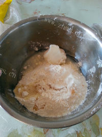 美食紫薯苏式月饼做法图解4)