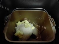 香甜可口的炼奶豆沙包做法图解2)