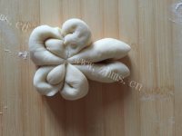 喷香的蝴蝶馒头做法图解9)