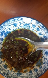 美味的蒜蓉蒸鲍鱼做法图解2)
