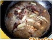 好吃的川味土豆烧排骨做法图解4)