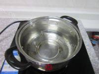 家常菜紫菜肉丸汤做法图解3)
