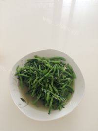 家常菜清炒茼蒿