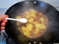 家常菜土豆炖羊肉做法图解12)
