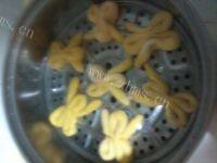易做的蝴蝶馒头做法图解8)