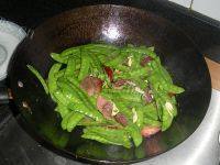家常菜腊肉荷兰豆