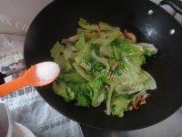 简单的蒜香生菜做法图解7)
