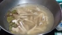 色香味俱全的泡椒凤爪做法图解2)