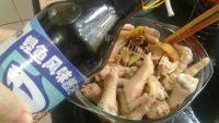 美味的醋泡酱油凤爪做法图解7)