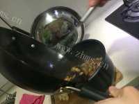 美味的鸡汁火锅做法图解3)