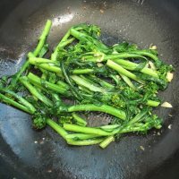 好吃的蒜蓉菜心做法图解5)