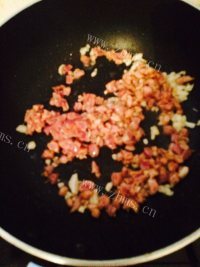 香软可口的鸡蛋豆腐蒸肉末做法图解2)