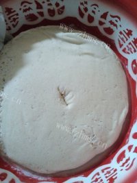 好吃的桃子馅包子做法图解7)