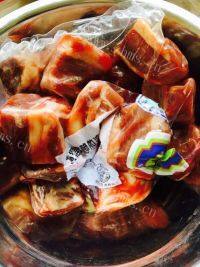家常菜土豆烧牛腩做法图解1)
