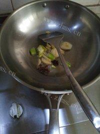 「美味可口」猪肉炖粉条做法图解7)
