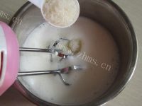 营养丰富的紫薯蛋糕卷做法图解7)