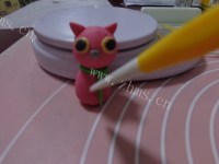 美味的萌猫翻糖杯子蛋糕做法图解11)