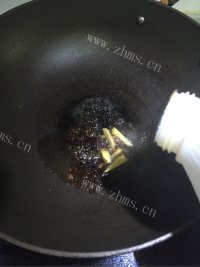 色香味俱全的红烧带鱼做法图解5)