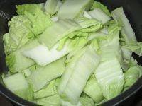 健康美食之白菜豆腐汤做法图解5)